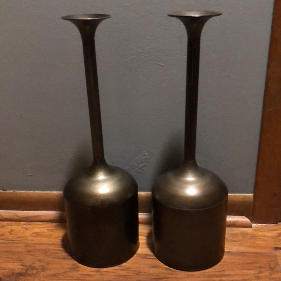 BRAND NEW PIER 1 BRONZE VASES FOR ARTIFICIAL FLOWERS ONLY! NEVER USED! - Picture 2 of 6